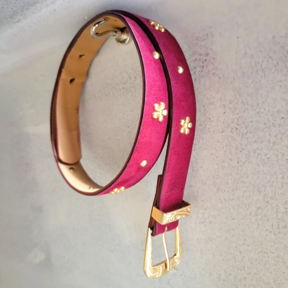 ❤️🩷❤️Kids girls maroon faux suede studded gold belt 30